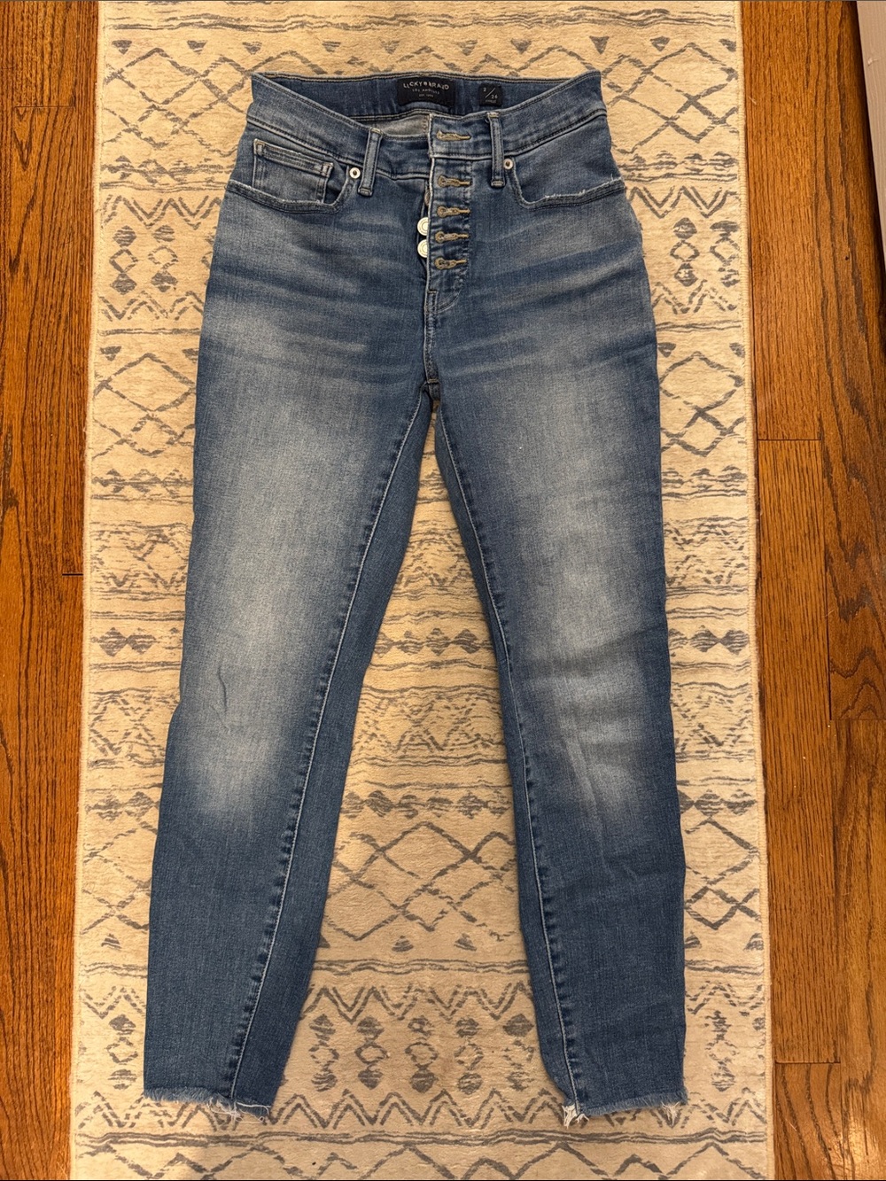 Lucky Brand High-Rise Button-Fly Jeans in Faded Blue Denim
